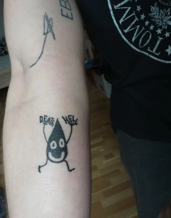 Jemné linky — handpoke