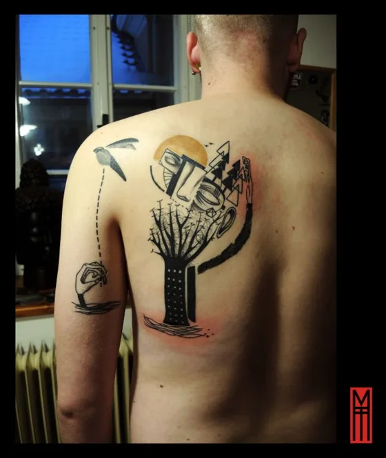 Pták na zádech